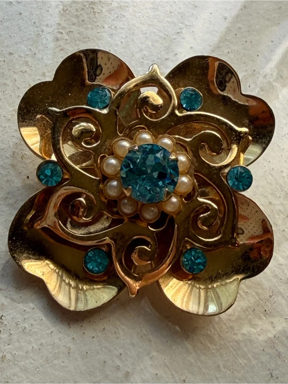1949 Sarah Coventry Golden Sunburst Brooch Pendant Blue Rhinestones Faux Pearls